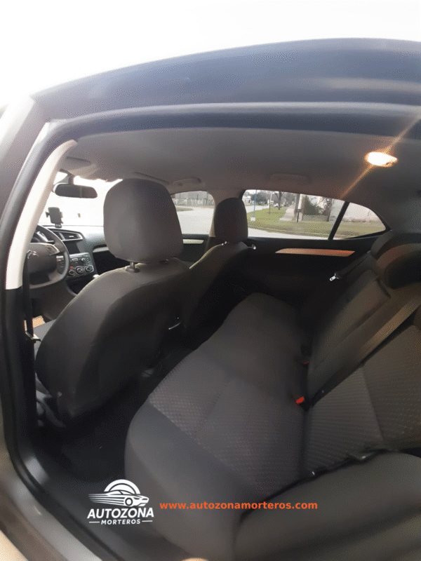 Citroën C4 Lounge 1.6 HDI - Image 5