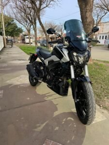Bajaj Dominar 250cc 2023