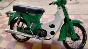 Honda C90 (econo) 1992